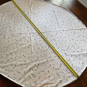 Vintage Avon oval tablecloth
